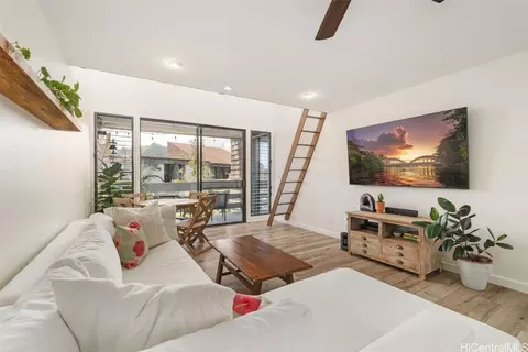 333 Aoloa St #412, Kailua, HI 96734