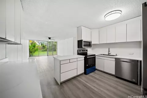 95-2040 Waikalani Pl #E101, Mililani, HI 96789