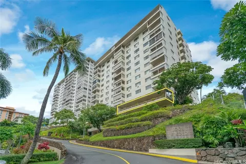 1001 Wilder Ave #103, Honolulu, HI 96822