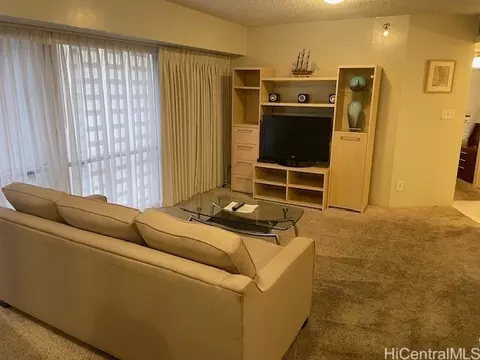 1088 Bishop St #2107, Honolulu, HI 96813
