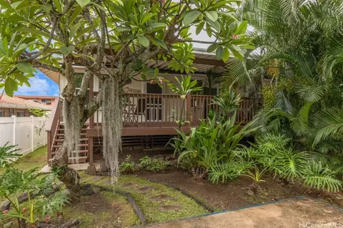 54-249 Anoilei Pl #A, Hauula, HI 96717
