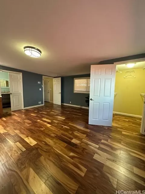 1660 Hoolaulea St, Pearl City, HI 96782