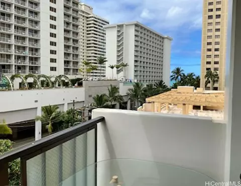 2465 Kuhio Ave #718, Honolulu, HI 96815