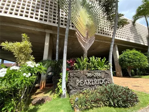 98-288 Kaonohi St #504, Aiea, HI 96701