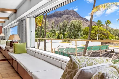 2895 Kalakaua Ave #307, Honolulu, HI 96815