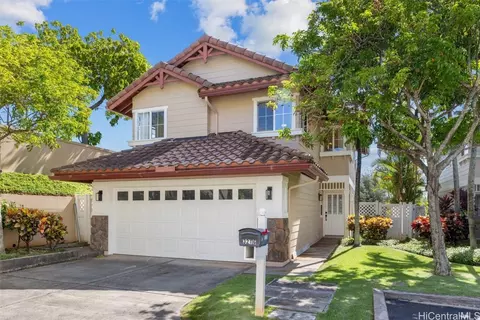 321 G Ainahou St #RES7, Honolulu, HI 96825