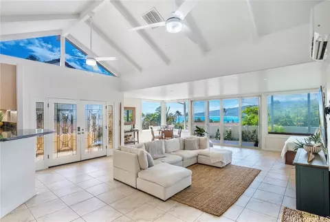 265 Poipu Dr, Honolulu, HI 96825