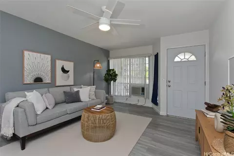 468 Mananai Pl #11C, Honolulu, HI 96818