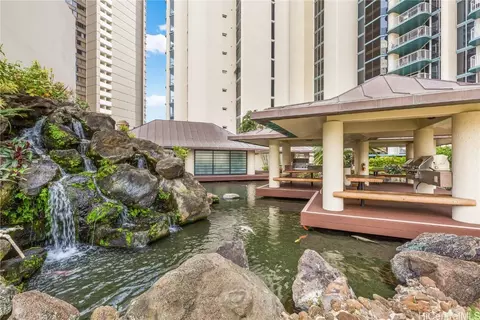 1212 Nuuanu Ave #1706, Honolulu, HI 96817