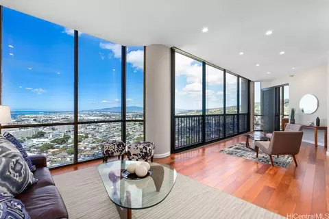 2101 Nuuanu Ave #1/PHA4, Honolulu, HI 96817