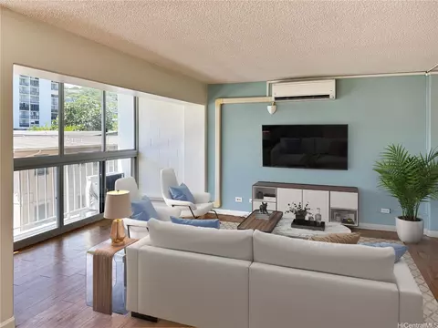 1710 Punahou St #302, Honolulu, HI 96822