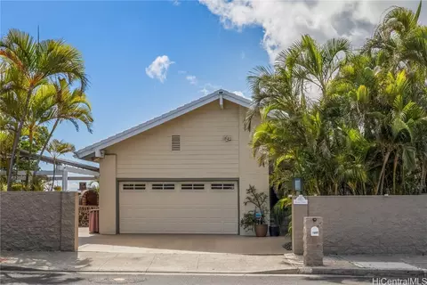 1080 Kaumoku St, Honolulu, HI 96825
