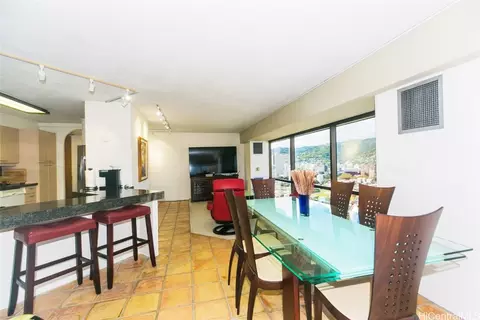 1750 Kalakaua Ave #2903, Honolulu, HI 96826