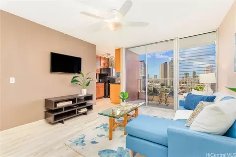 2740 Kuilei St #1505, Honolulu, HI 96826