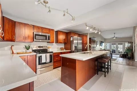 95-710 Kipapa Dr #13, Mililani, HI 96789