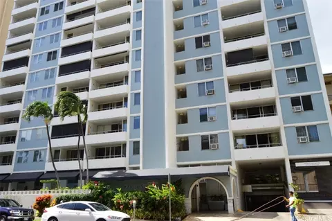 430 Kaiolu St #1103, Honolulu, HI 96815