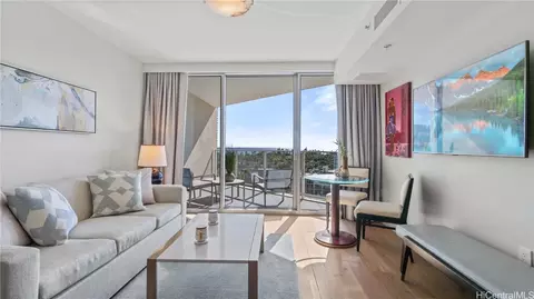 2139 Kuhio Ave #1009, Honolulu, HI 96815