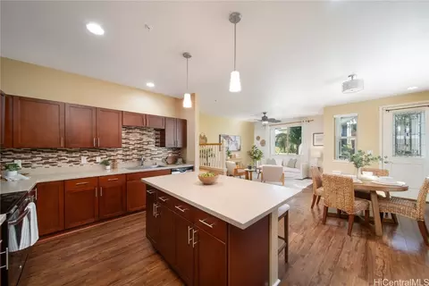 801 Kakala St #306, Kapolei, HI 96707