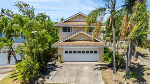 94-1010 Pulelo St, Waipahu, HI 96797