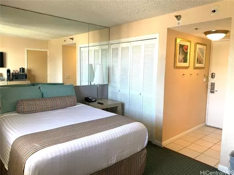 444 Kanekapolei St #1513, Honolulu, HI 96815
