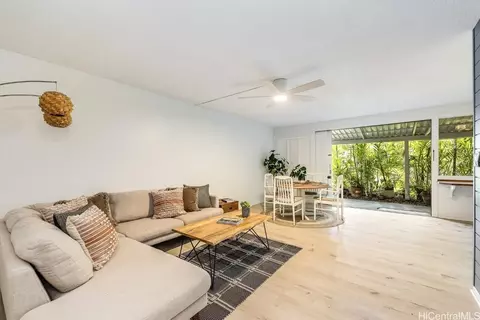 1330 Wilder Ave #110, Honolulu, HI 96822
