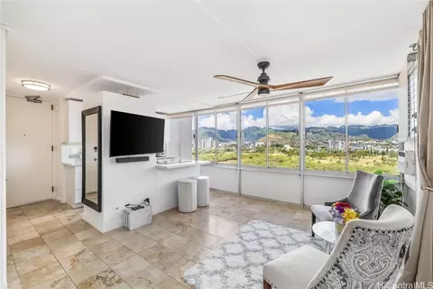 2415 Ala Wai Blvd #1202, Honolulu, HI 96815