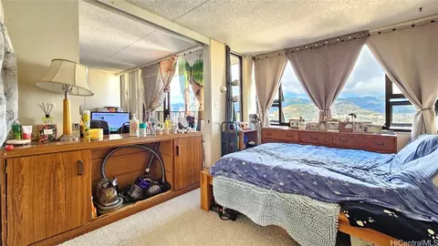 201 Ohua Ave #2511, Honolulu, HI 96815