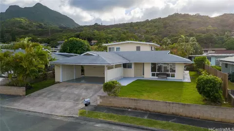1371 Akiahala Pl, Kailua, HI 96734