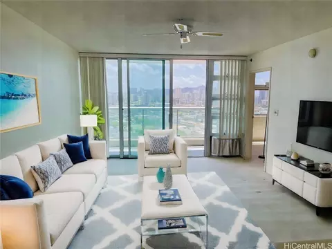 1450 Young St #2301, Honolulu, HI 96814