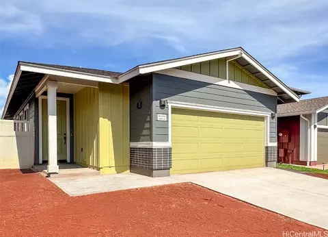 94-1133 Halekukui Dr #40, Waipahu, HI 96797