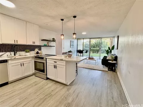 95-2052 Waikalani Pl #B106, Mililani, HI 96789