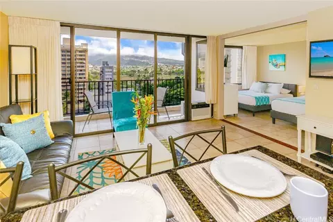 201 Ohua Ave #T2-1011, Honolulu, HI 96815