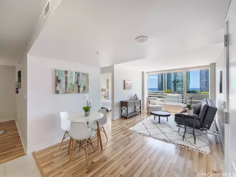 1009 Kapiolani Blvd #1505, Honolulu, HI 96814