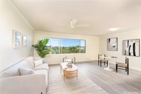 46-271 Kahuhipa St #E311, Kaneohe, HI 96744