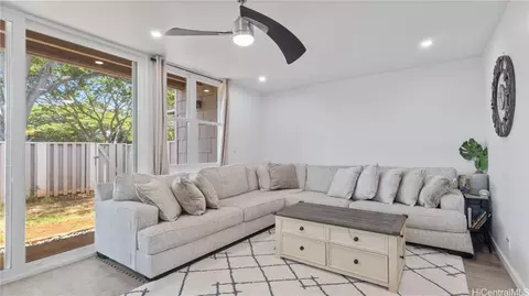 94-342 Hokuala St #101, Mililani, HI 96789
