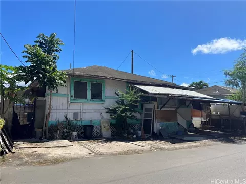 2108 Wilcox Ln, Honolulu, HI 96819