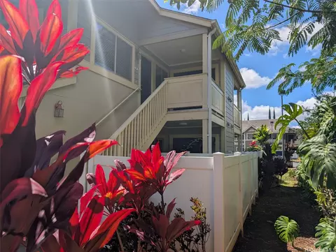 95-984 Ukuwai St #707, Mililani, HI 96789