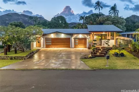 457 Iliaina St, Kailua, HI 96734