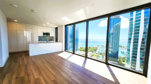 987 Queen St #2601, Honolulu, HI 96814