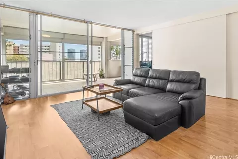 1441 Victoria St #204, Honolulu, HI 96822