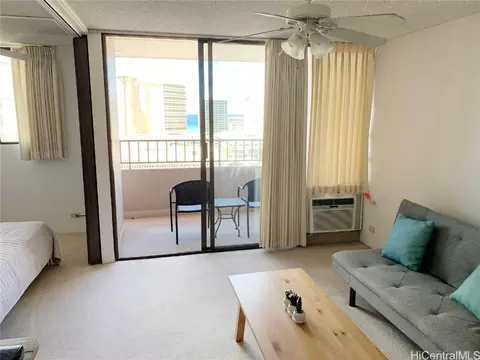 2240 Kuhio Ave #1810, Honolulu, HI 96815