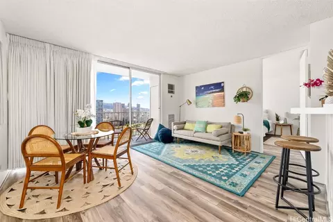 1925 Kalakaua Ave #2507, Honolulu, HI 96815
