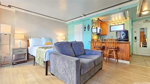 134 Kapahulu Ave #321, Honolulu, HI 96815