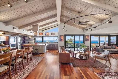 2169 Ahaku Pl, Honolulu, HI 96821