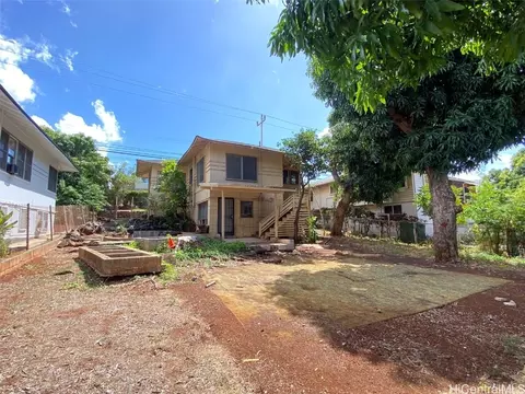 98-162 Honomanu St, Aiea, HI 96701