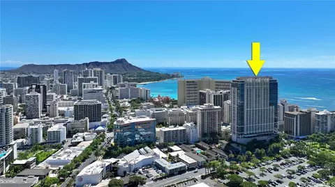 223 Saratoga Rd #913, Honolulu, HI 96815