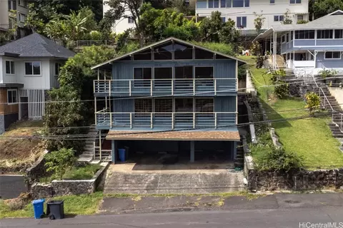 2526 Booth Rd, Honolulu, HI 96813