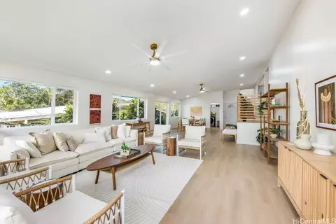 1375 Humuula Pl, Kailua, HI 96734