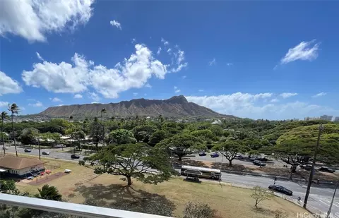 240 Makee Rd #6A, Honolulu, HI 96815