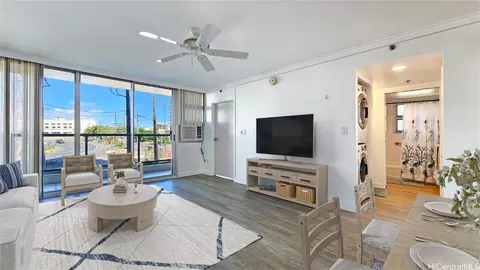 215 N King St #210, Honolulu, HI 96817
